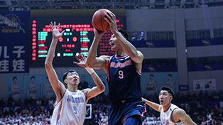 广东五人得分上双,赛季双杀新疆!