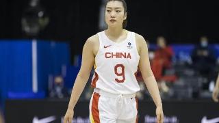 中国女篮最新消息：曝李梦被女篮除名，四川辞退张隆，王芳压力大