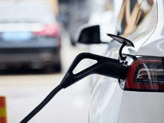 新能源车辆超过2千万台，争抢充电桩纠纷越来越多