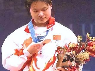 399万卖掉所有奖牌，移民澳洲，奥运冠军陈小敏如今过得怎么样？
