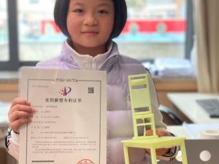 9岁小发明家徐紫琪：防地震桌椅获国家专利，创新守护生命安全
