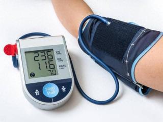 一旦确诊高血压就必须吃药吗？低压高更危险吗？