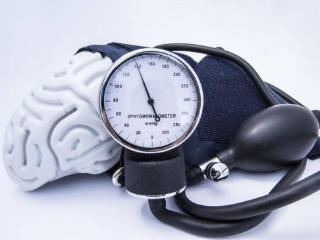 “电子血压计”不如“水银血压计”准确？并不是，一文给你分析！