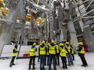 世界最大核聚变项目 ITER 又延期数年，成本飙升