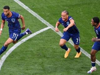 欧洲杯：加克波传射“救”了科曼，荷兰队连续两届进大赛8强