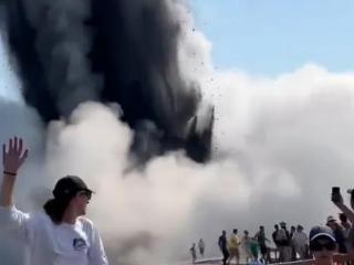 游客尖叫逃离！美国黄石公园热液爆炸喷发引担忧 这座超级活火山近期会喷发吗？