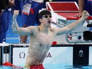潘展乐：创造五项奥运纪录，引领中国游泳新时代