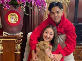 TVB亿万驸马送15万爱马仕包贺老婆生日，婚后入住女方九肚山豪宅