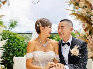 TVB男星老婆自爆辛酸经历曾月收入800块，靠一件事扭转命运做老板娘