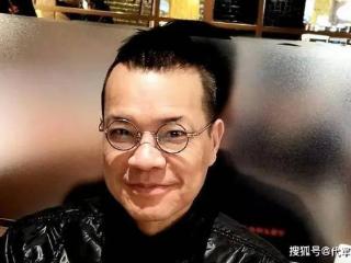 他曾是著名主持，被富婆包养11个月后精神失常，60岁看破红尘出家