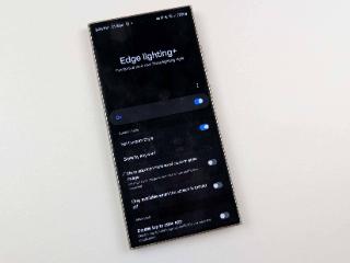 三星承认 One UI 6.1.1更新导致Edge Lighting+应用无法正常运行