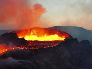 太阳系内最大的火山，竟然不在地球上！