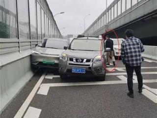 武汉车主逼停失控汽车，“灰车侠”再现“超级英雄”本色