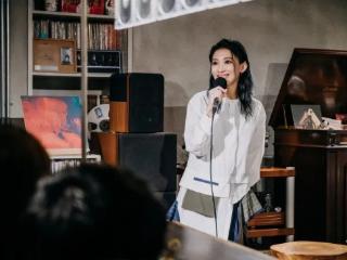 知名歌手戴佩妮自曝患病，无法在演唱会上跳舞！3年内发作过3次