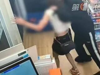 女子满脸是血被男友拖拽殴打？知情者：当时女孩不让报警