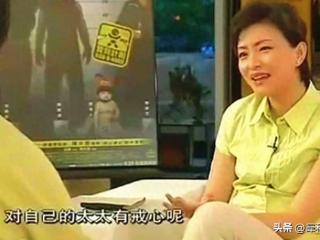 成龙防备老婆20年，怕她卷走财产？看到刘家辉的下场就明白了