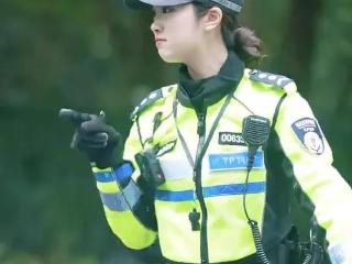 杭州西湖边的“兔子警官”，升职了