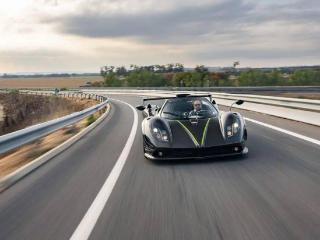 帕加尼 Zonda 760 LM Roadster跑车将拍卖，预估价超 1200 万美元