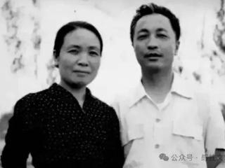 她发现相伴50年的丈夫，与干女儿相恋，绝食自杀后一年，丈夫就再婚