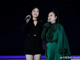 陈慧琳：52岁美得像25，失去双胞胎女儿是她一生的痛