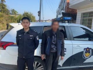 男子独自睡桥下，民警一查发现事情不简单！