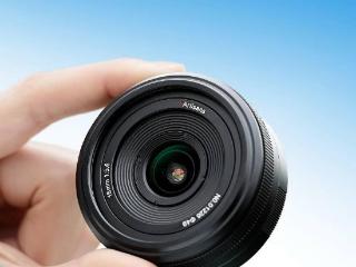 七工匠 18mm F5.6 全画幅镜头上架：5组7片、FE/Z/L 卡口，399 元