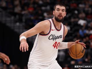 草根也有春天！盘点NBA现役6大非首轮秀逆袭成球星，里夫斯上榜