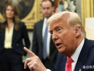 美国防长下令，特朗普毫不知情，乌军再得援助，普京这棋下错了？