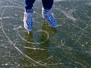 中国杯短道速滑联赛石家庄站圆满落幕 体育赛事助推城市经济与旅游